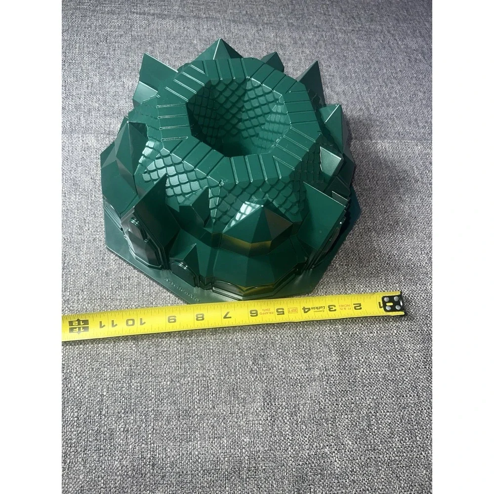 KitchenAid Victorian House Cake Pan‎ Color Green